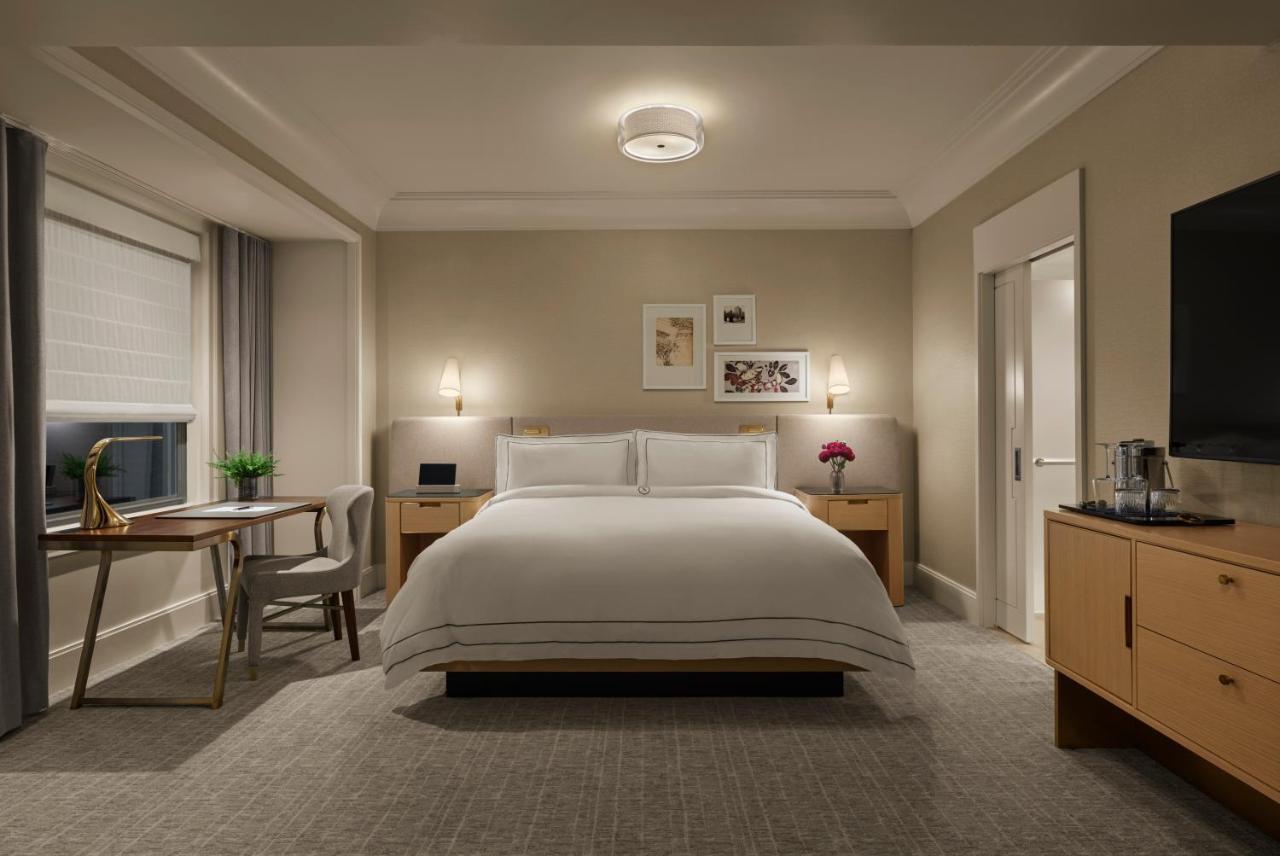The Newbury Boston Ξενοδοχείο Εξωτερικό φωτογραφία A bedroom at the hotel