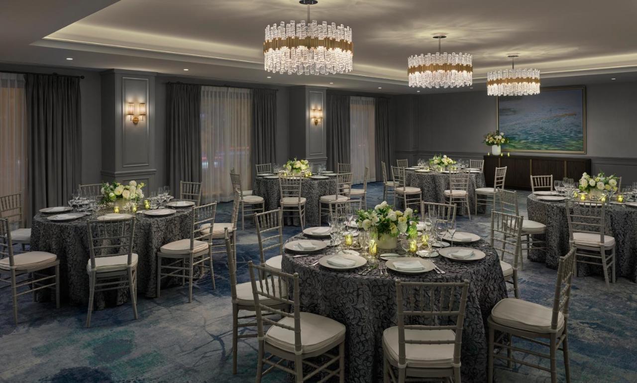 The Newbury Boston Ξενοδοχείο Εξωτερικό φωτογραφία The ballroom at the Four Seasons Hotel