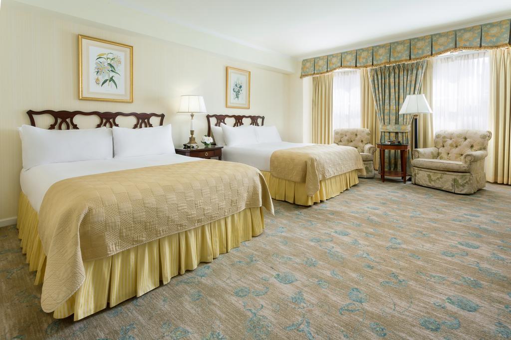 The Newbury Boston Ξενοδοχείο Εξωτερικό φωτογραφία A guest room at the Waldorf Astoria